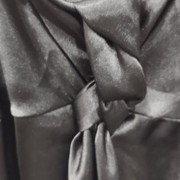 KARINA NITES BLACK MAXI SATIN FEEL NIGHTGOWN Y2K VINTAGE LINED GOTH SIZE 12 - Picture 3 of 7